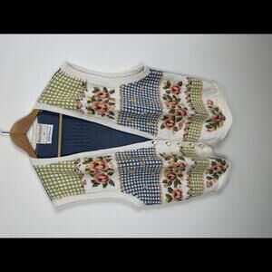 Floral Knit Sweater Vest - White and Blue